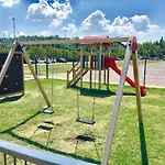 Nyaraló Floating House Royal Blue Portoroz