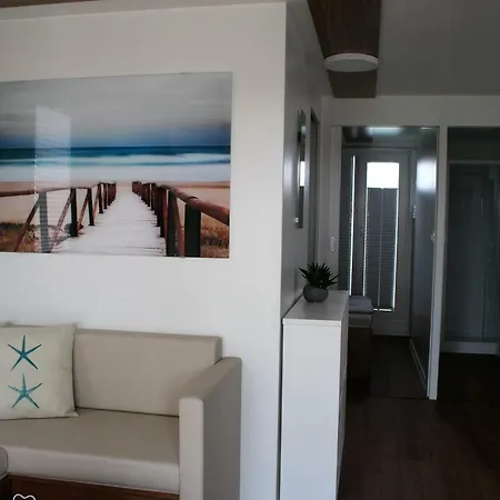 Hébergement de vacances Floating House Marina Royal *